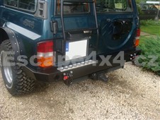 Zadní pevnostní nárazník Nissan Patrol Y60